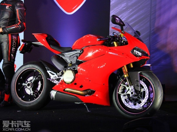 Ducati; DUCATI; 1299; PANIGALE; racing car